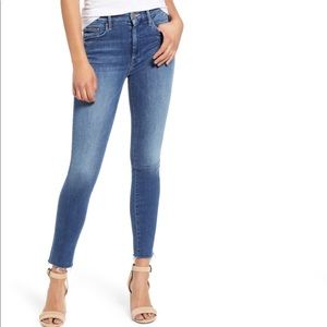 Mother jeans -“The Looker” ankle fray